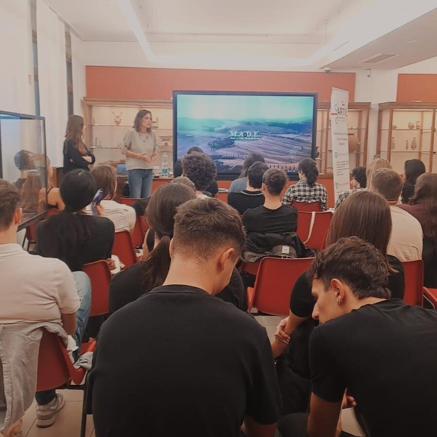 Giovani di ARTI al Museo Geo