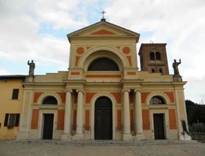 santi_pietro_e_paolo,_facciata_(san_pietro_in_casale)