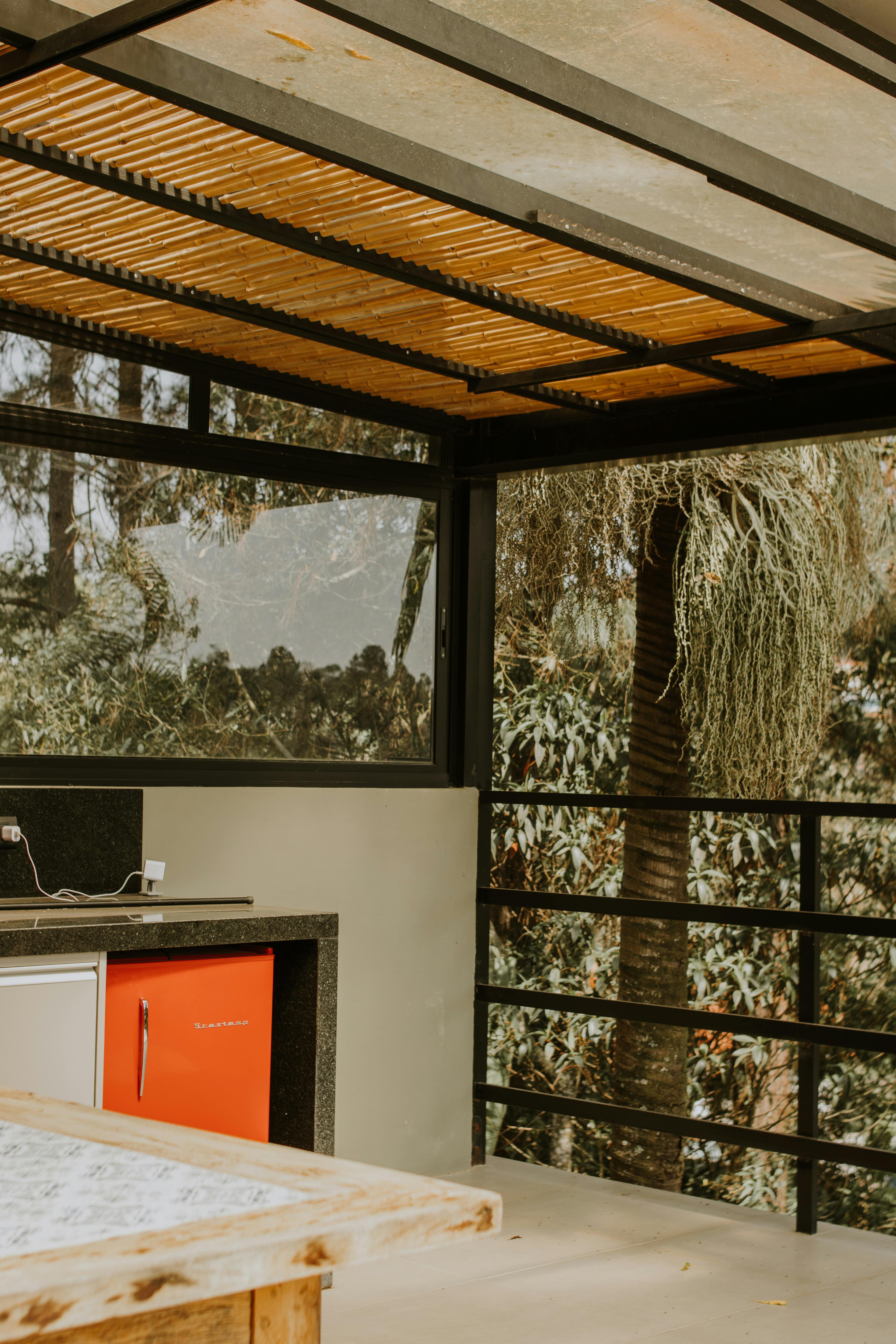 Le pergole bioclimatiche sono edilizia libera. Pergole moderne: design unici e all'avanguardia