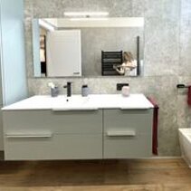 Progetto Interni globale con Ristrutturazione Mobile sospeso con lavabo integrato e colonna pensile con rubinetteria laccata nero