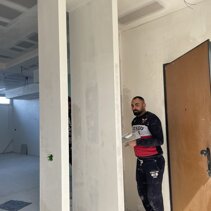 Progetto Interni globale con Ristrutturazione Realizzazione nicchia all'ingresso divisione ambienti e inserimento Armadio Cappotti