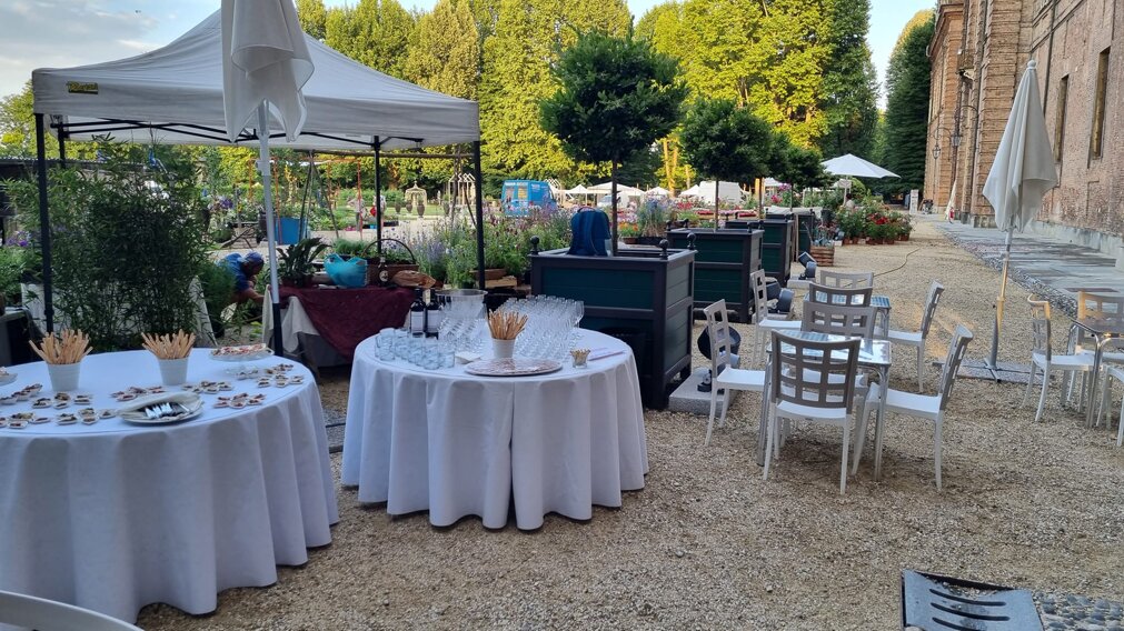 Aperitivo ai Giardini Reali Aperitivo ai Giardini Reali