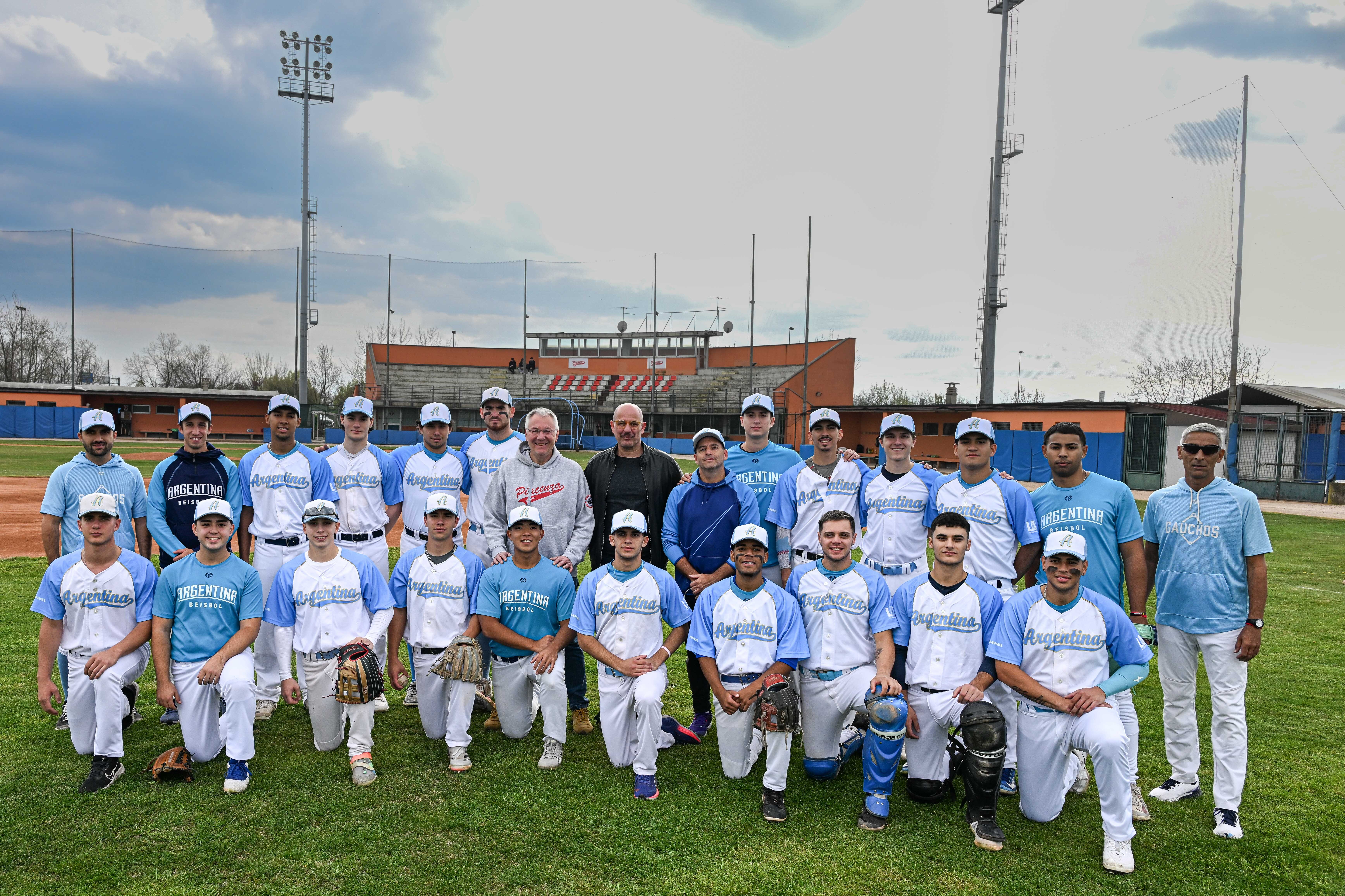 Amichevole di lusso al De Benedetti. Vince l'Argentina U23 (12-4)