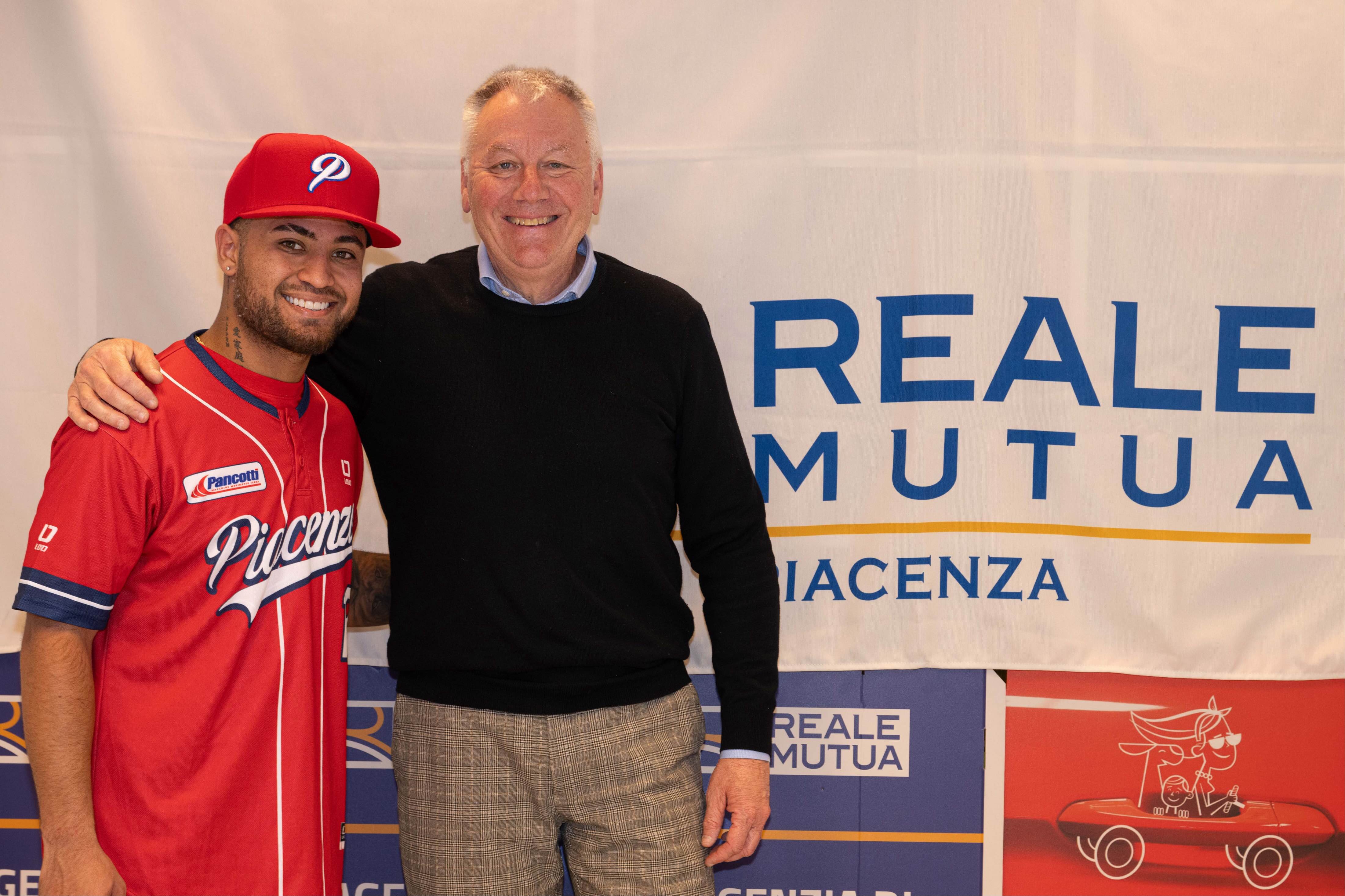 Pancotti Baseball a Milano contro l'Ares. Presentato l'interbase Julio Perez