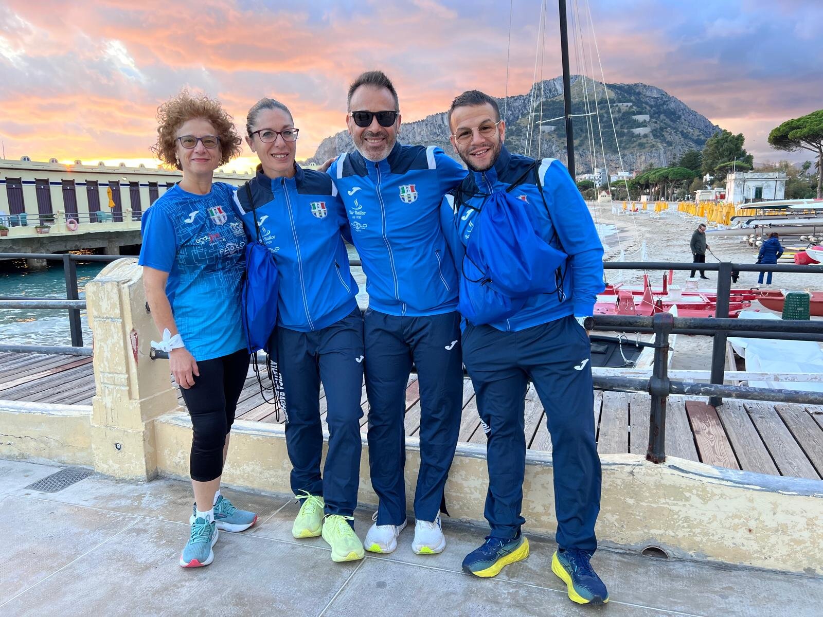 Vincenzo Agnello record a Cremona nella mezza maratona. Lara La Pera seconda all’Eco Maratona del Chianti. Ottima prestazione delle gemelle Vassallo a Trieste. La giovane Flavia Paladino vince a Messina. Vari podi di categoria alla Half Marathon di Mondello