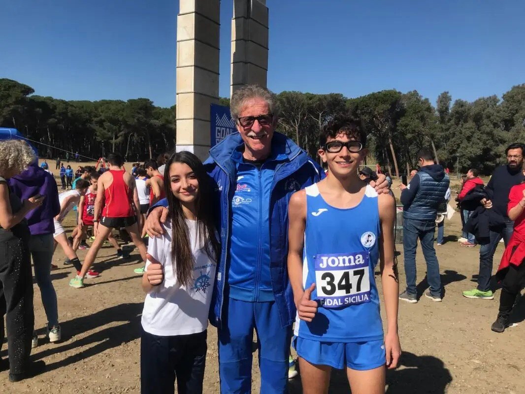 Pioggia di record dei ragazzi della polisportiva atletica Bagheria in pista a Siracusa
