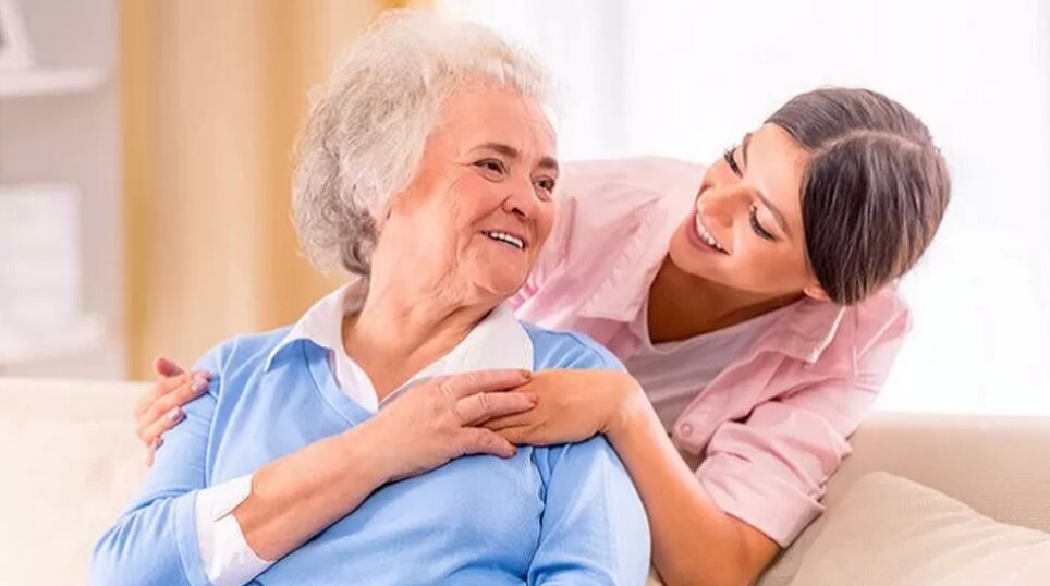 Assistenza domiciliare: cos’è e tra quali tipologie scegliere Assistenza domiciliare: cos’è e tra quali tipologie scegliere