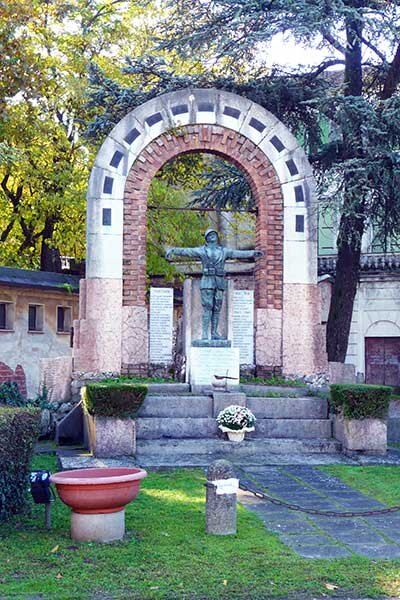 9c0a5214646a016a892947b0bbc22d764e399258