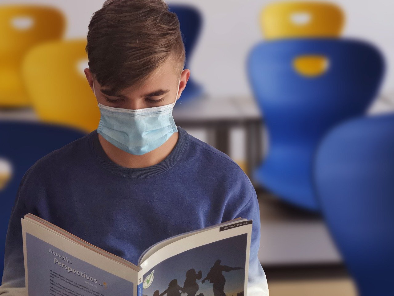 ADOLESCENTI E CORONAVIRUS