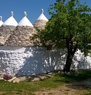 trullo%20orci.jpeg trullo%20orci.jpeg