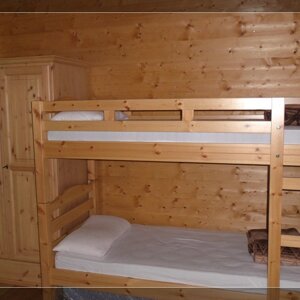 Una camera da letto