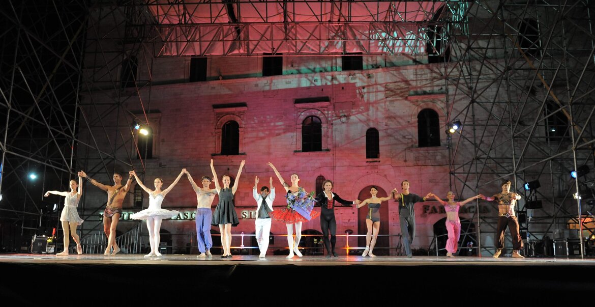 132c1b58-2262-4a80-9c20-9b94d514c3fe 132c1b58-2262-4a80-9c20-9b94d514c3fe