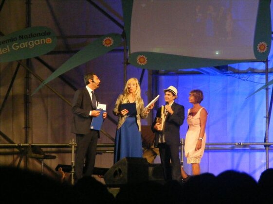 286c241f-d818-4d92-8d1d-c3be27fd71f4 286c241f-d818-4d92-8d1d-c3be27fd71f4