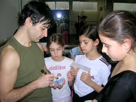 9d9f3d43-d6c4-45be-9845-cba1a945cbba