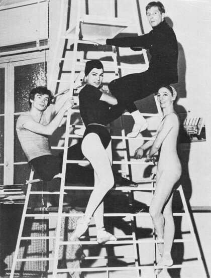 7f3a2477-5a13-49ac-b1d8-579042334491 7f3a2477-5a13-49ac-b1d8-579042334491