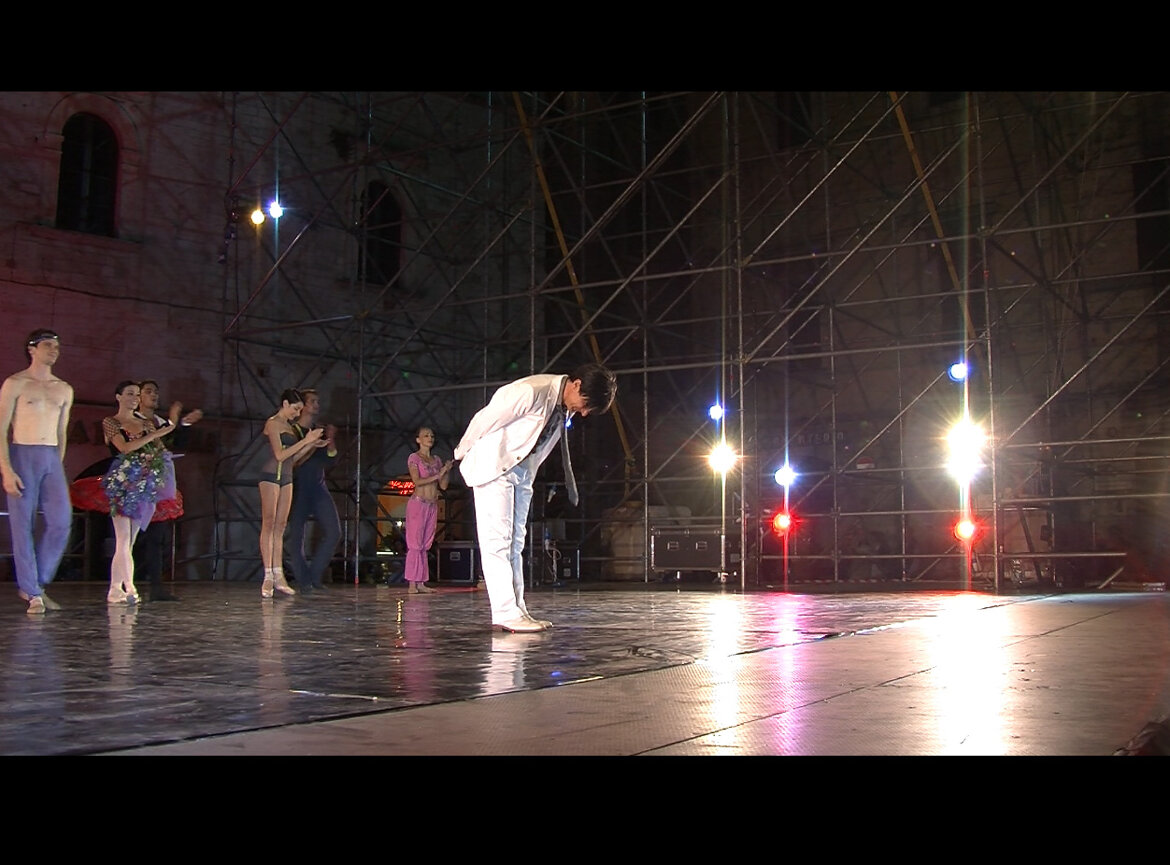 2b2f1140-090e-43c6-a311-996f5b33e7a3 2b2f1140-090e-43c6-a311-996f5b33e7a3