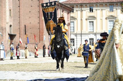 3d9de26a-71a1-4763-8bfe-c5f9f3c01fe8 3d9de26a-71a1-4763-8bfe-c5f9f3c01fe8