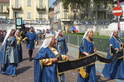 f2db35a1-78a8-4e50-ba8e-767871777c7c