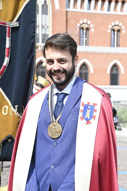 c07bb05f-1677-4aac-bbd0-a38152c81b23