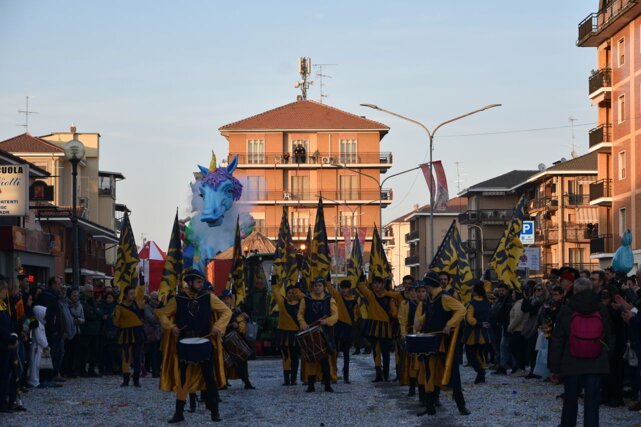 edf69c0f-d742-47ec-b53f-c1b5e824cc1e