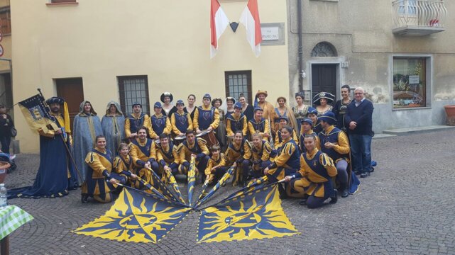 1da4d0c1-acee-490a-bf62-6db9f4737515