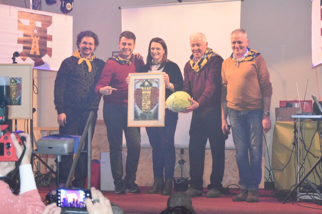 f225b878-c68b-454c-985e-5c8d1a717d06