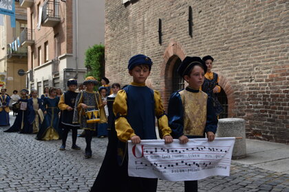 49990fdd-d28b-4ba6-a192-97dfb0e8a7be 49990fdd-d28b-4ba6-a192-97dfb0e8a7be