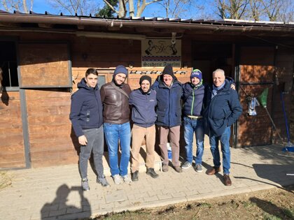 77e4ea6c-08e4-421e-a3fe-10950d0bd4ba 77e4ea6c-08e4-421e-a3fe-10950d0bd4ba