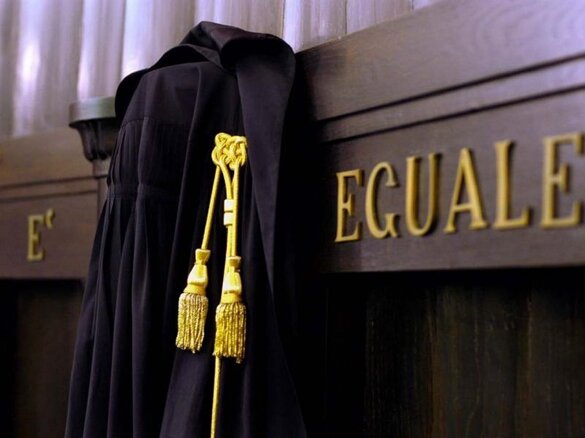 6c19dfb9-8b9c-4368-8b8e-7656e52fd4be