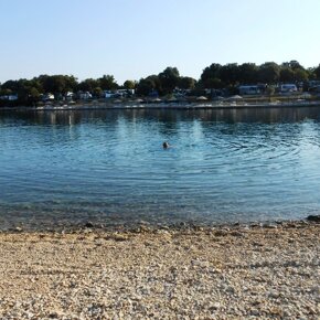Bagno nella baia Uvala
