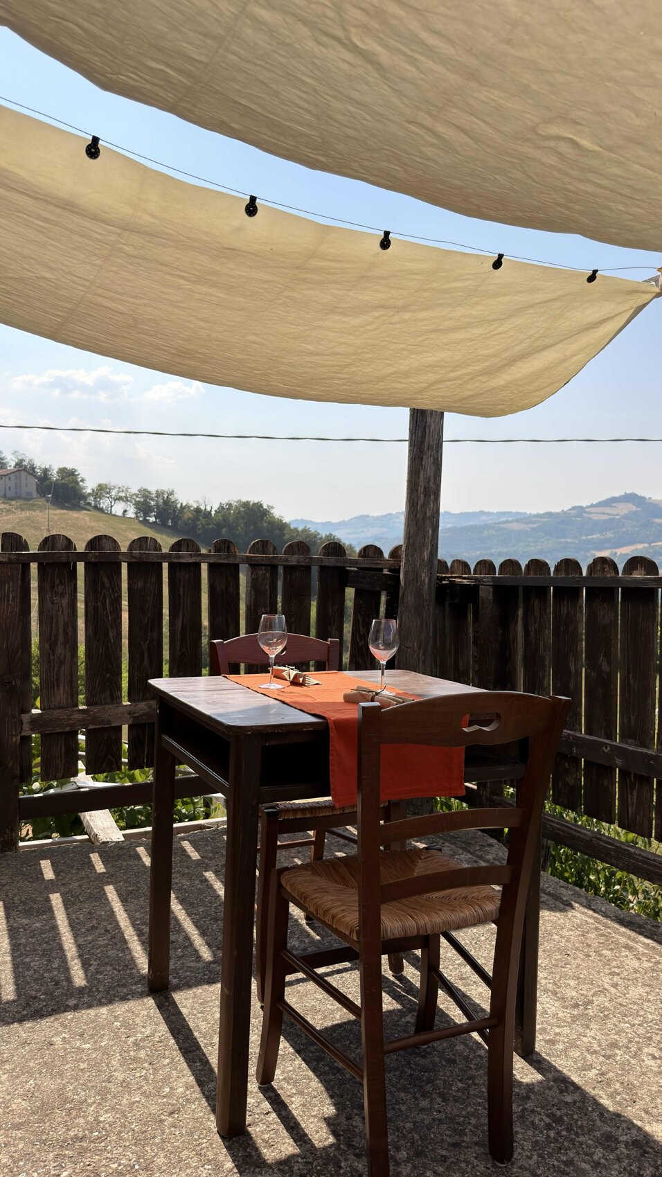 terrazza imbandita 1.jpeg