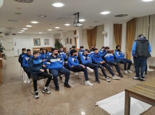 f164b4f11b5923cf29d4e4448d83738763d00a77