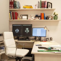 Studio Dott. Fruttauro work sation