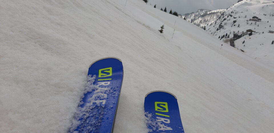 Neve bagnata, crosta da rigelo con impurit�