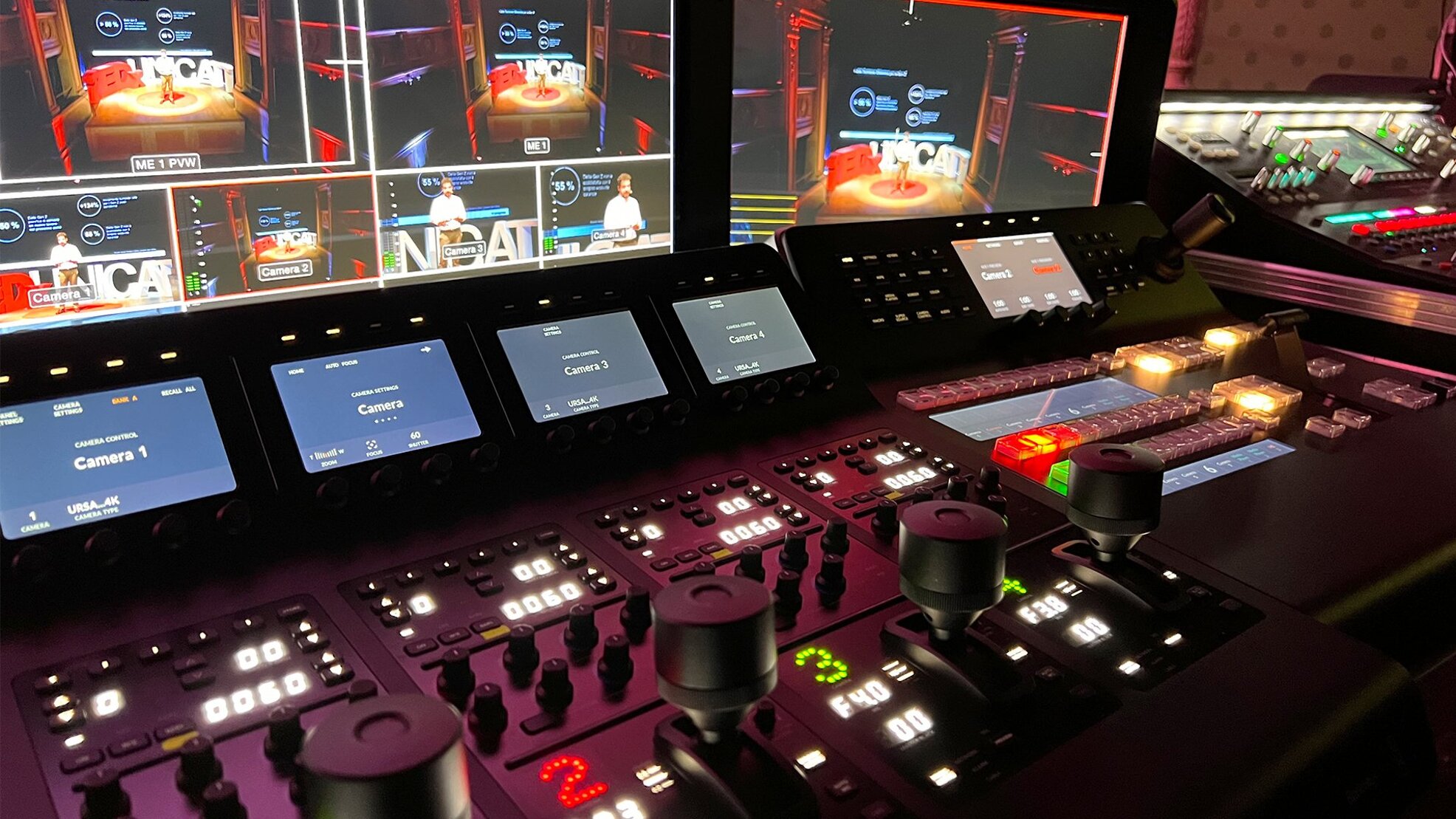 regia-video-broadcast-2.jpeg regia-video-broadcast-2.jpeg