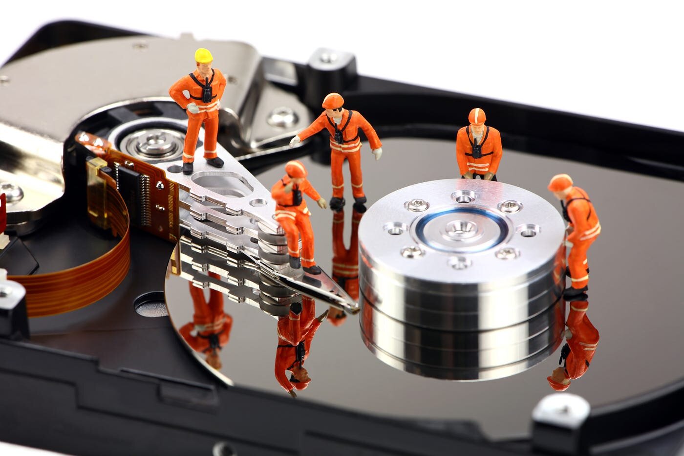 GDPR & DISTRUZIONE DATI SENSIBILI - COME E QUANDO DISTRUGGERE I DATI SENSIBILI SU CARTA ED ELETTRONICI? METODI CERTIFICATI E SICURI