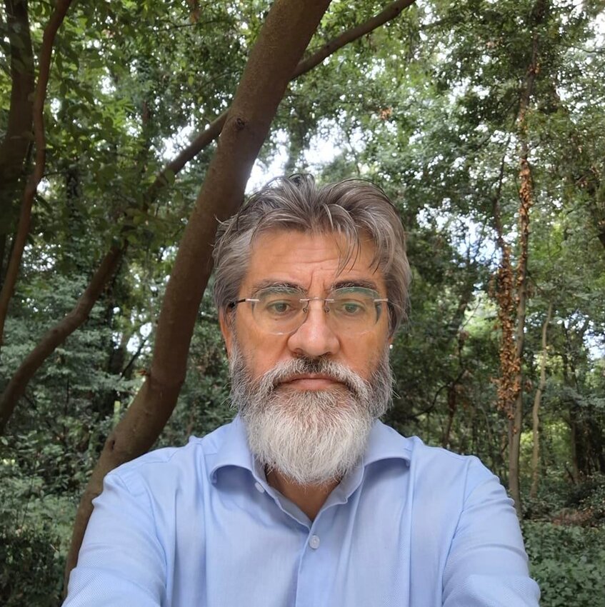 mia_foto.jpeg mia_foto.jpeg