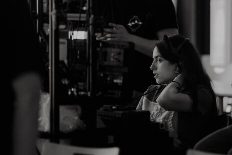 portrait valide (c) chloecarbonel-lapetitederniere-225.jpeg