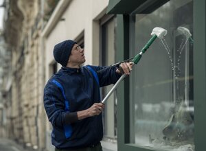 la%20mattina%20scrivo%2003%20©%202025%20pitchipoiÌ%20productions%20â%20france%202%20cineÌma.jpeg la%20mattina%20scrivo%2003%20©%202025%20pitchipoiÌ%20productions%20â%20france%202%20cineÌma.jpeg