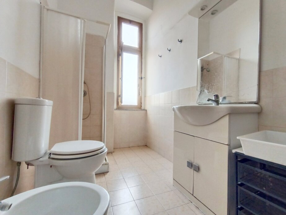 12.jpeg 12.jpeg