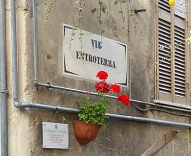 I RAGAZZI DI VIA ENTROTERRA