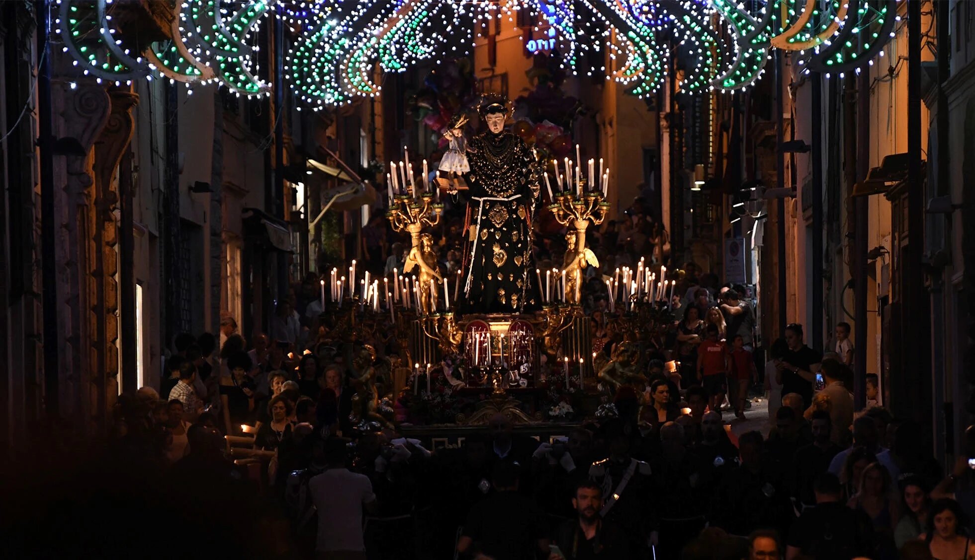 LA PROCESSIONE DEI CERI
