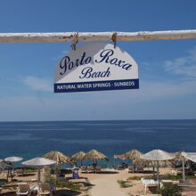 porto roxa beach