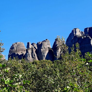 TREKKING A METEORA