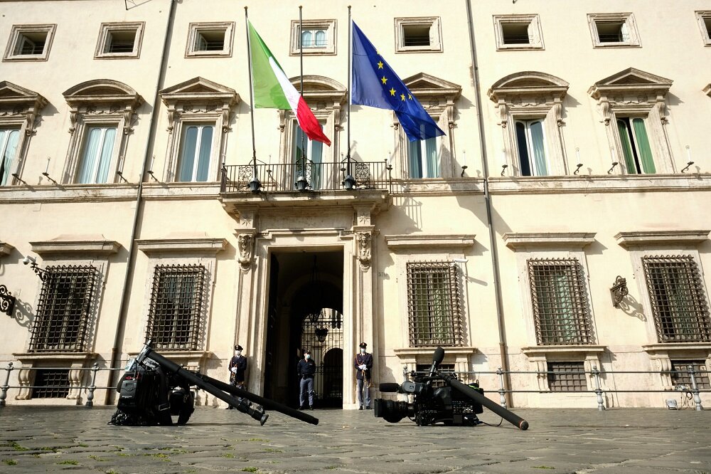 SOSTITUZIONE DEL DSGA, UIL: IN ARRIVO I PRIMI EFFETTI NEGATIVI DEL NUOVO CONTRATTO DI LAVORO