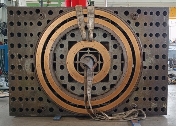 94f60e4c03ca8e34f4421013458153452d8a051a