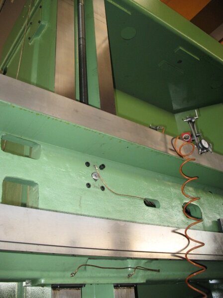 c138a30d18819c09f8739d366d9f0dc5df1b5db1 c138a30d18819c09f8739d366d9f0dc5df1b5db1