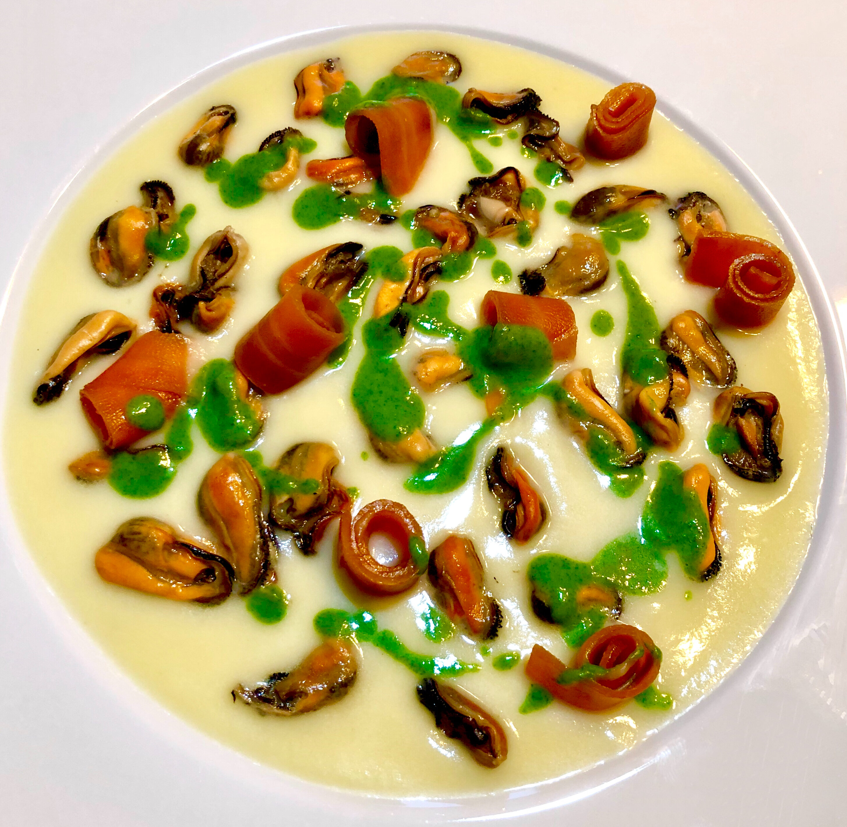 Cozze su Vellutata di Patate