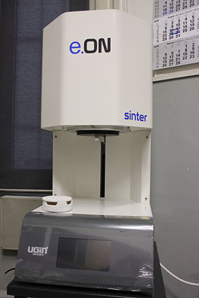 Forno per sinterizzare zirconio