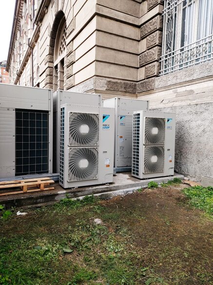 019cf18371cffe97061d7d9f75fef3d127dc80e7